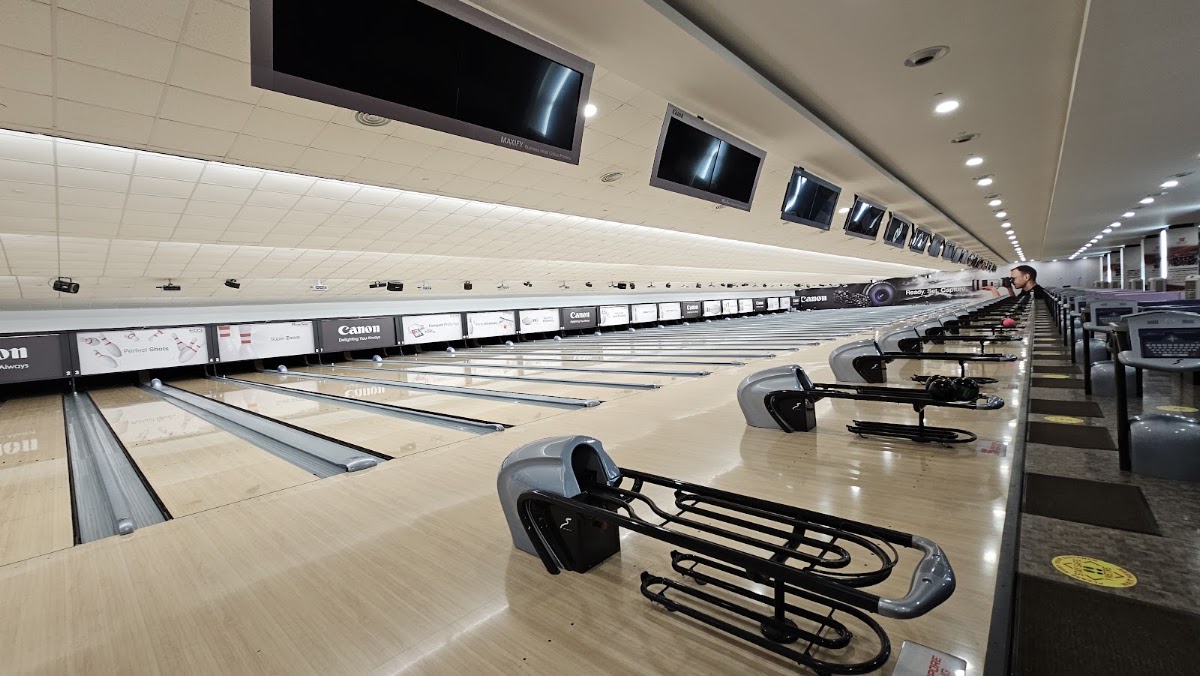 Singapore Bowling @ Rifle Range photo 1